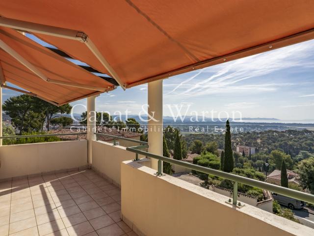 Hyeres Dernier Etage Magnifique Vue Mer Appartement T3 Dans. 80m² Hyères