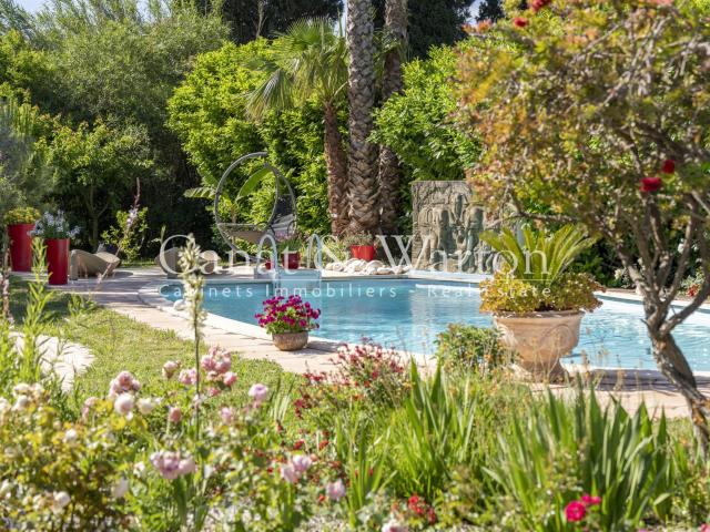 Hyères, entre la mer et la campagne 180m² Hyères