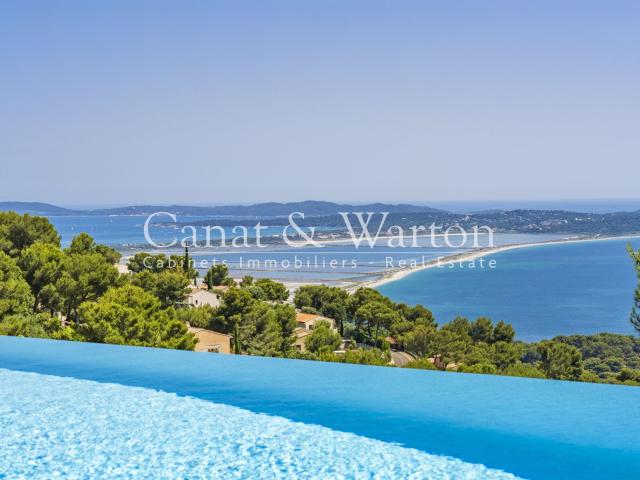Hyères, face à la mer Propriété avec maison d'amis indépen. 318m² Hyères