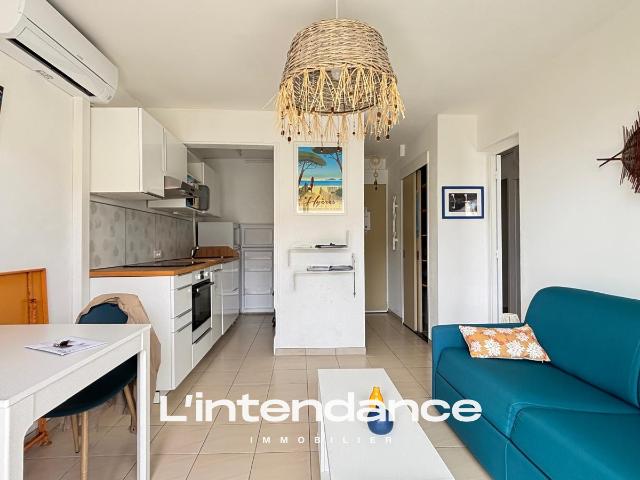 HYERES LA BERGERIE T2 de 37 M2 AVEC BALCON 10 M2