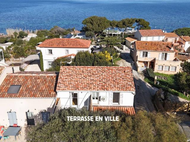HYERES PRESQU'ILE GIENS MAISON 120M2 VUE MER PARCELLE 23