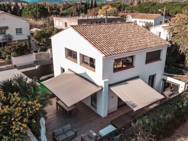 Hyères Vente Maison 83