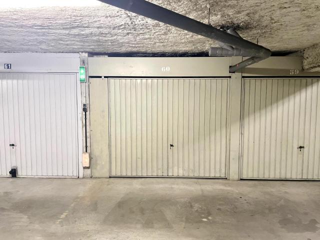 Hyères Vente Parking / Garage 83