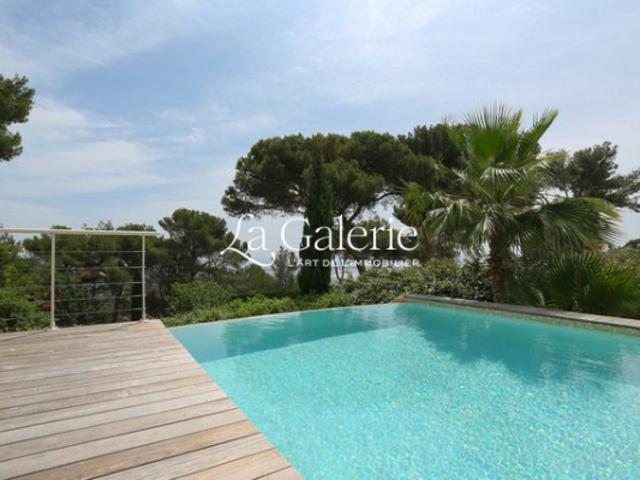 HYERES VILLA VUE MER
