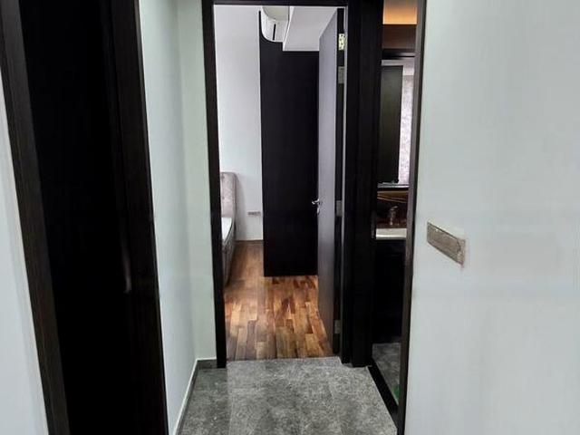 Hyll On Holland D10, Condominium