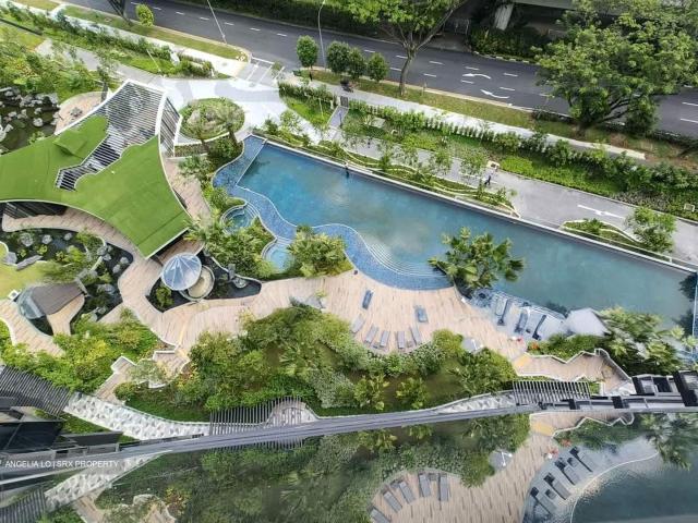 Hyll On Holland D10, Condominium