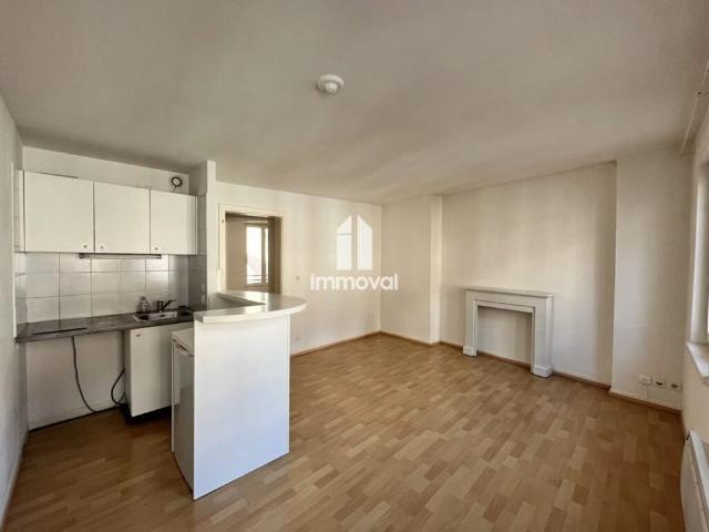 HYPER CENTRE 2 PIECES 32.73M²
