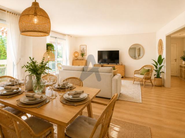 Hyper Centre Charbonnières Appartement 5P 108m2 avec terra