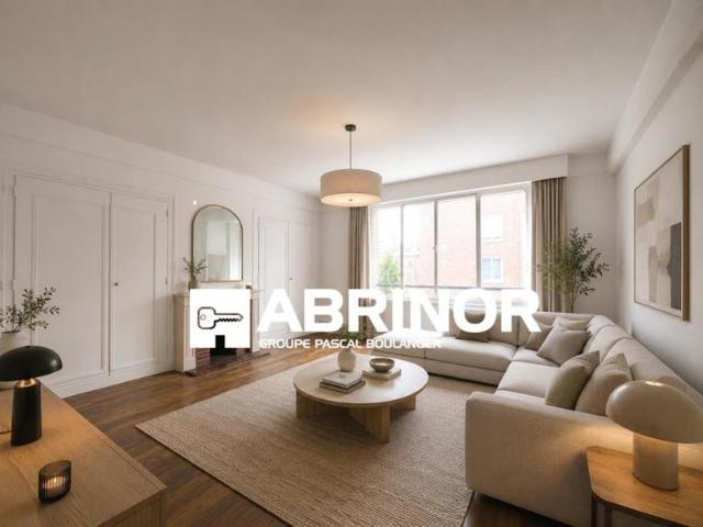 En exclusivité – Hyper centre: appartement lumineux de 88 m² au beau potentiel
