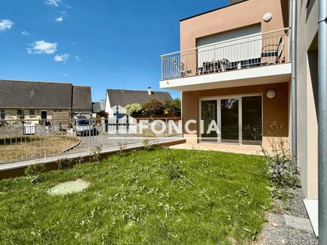 HYPER CENTRE BOURG Appartement T3 orienté Sud Ouest, terrasse, jardin privatif, petite copropriété, belles prestations