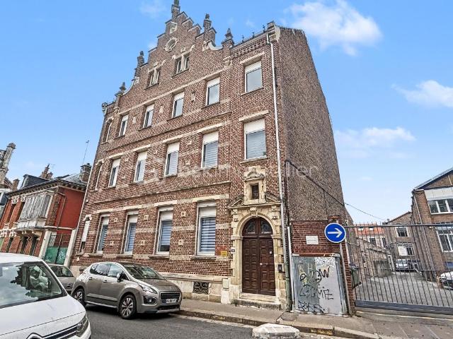 HYPER CENTRE D’AMIENS – APPARTEMENT T2 DE 57 M² EN REZ DE CHAUSSÉE
