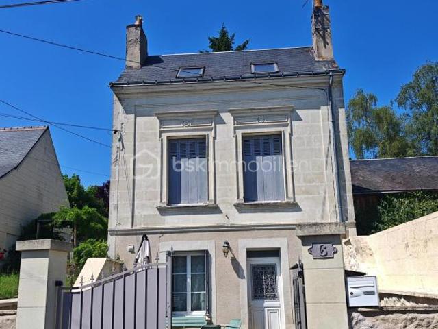 Hyper centre de Langeais – Maison de charme au calme avec vue directe sur château