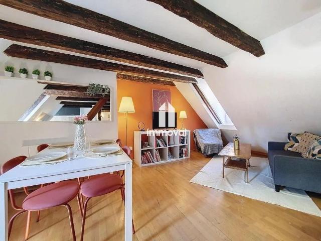 HYPER CENTRE F3 meublé 34.01m², 79.91m² au sol