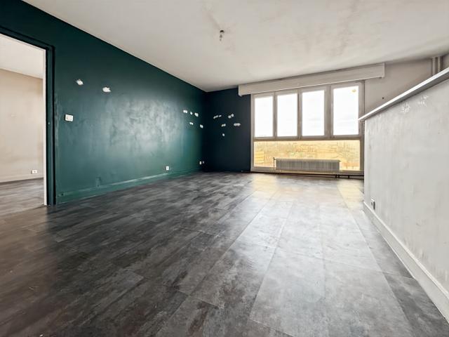 HYPER CENTRE RESIDENCE DE STANDING F2