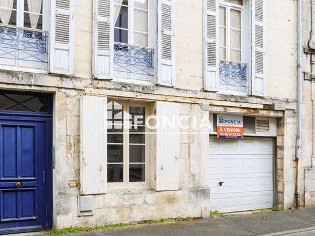 HYPER CENTRE T2 avec Garage