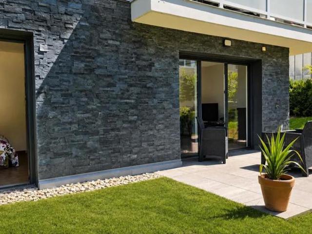 Hypercentre, T2 rez de jardin avec garage, au calme
