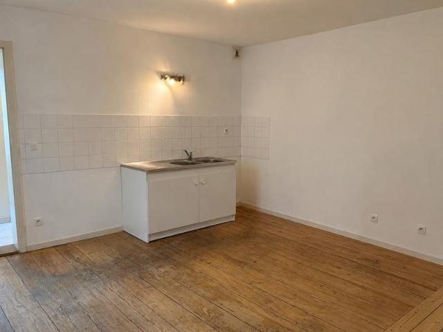 HYPERCENTRE Appart. 2P 34 m2 au calme