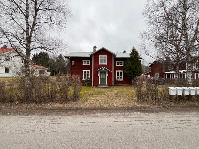 Hyttrisvägen 13