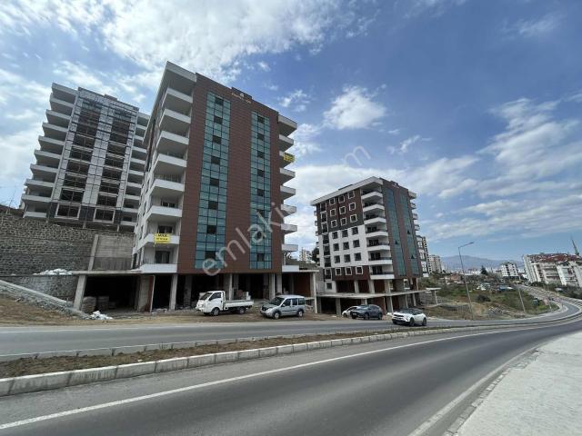 İnvestor Gayrimenkul Yıldızlı Satılık 2+1 Daire