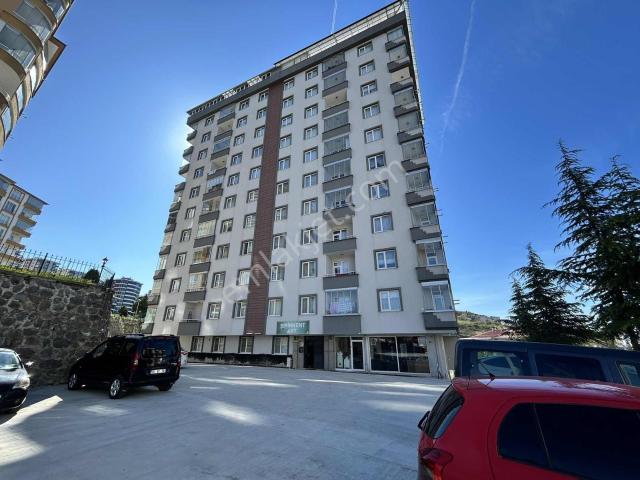 İnvestor Gayrimenkul'den Satılık 3 + 1 Daire