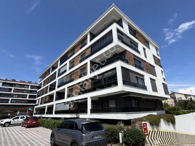 İnal Emlak' Tan Atakent Konutlarında Satılık Lüks Daire