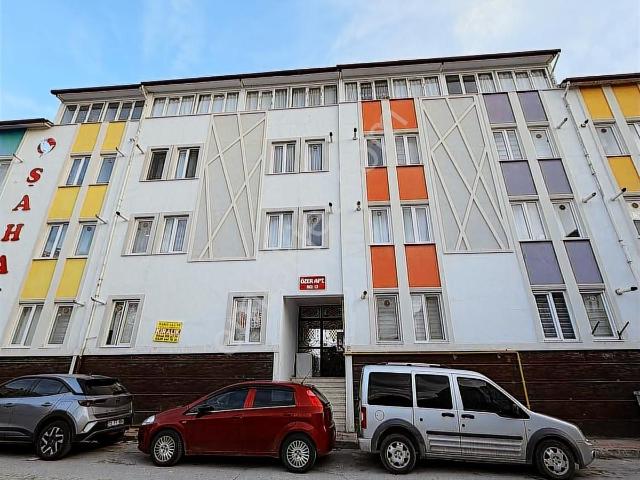 İnal Emlak 'tan Merkezde Satılık Eşyalı Kiracılı 1+1 Daire
