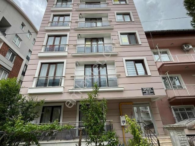 İnal Emlak'tan Emek Mahallesinde Kiralık Eşyalı 1+1 Daire