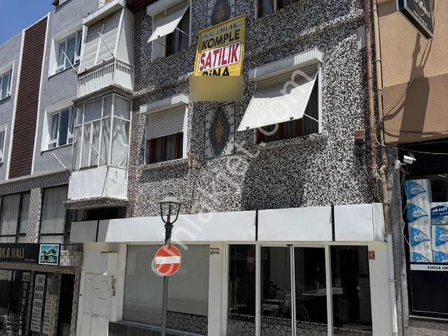 İnal Emlak'tan Merkez'de Satılık Fırsat Komple Bina