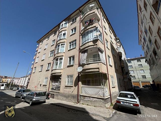 İNCE GAYRİMENKUL'DEN CUMARTESİ PAZARINA YÜRÜME MESAFESİNDE GİRİŞ KAT SATILIK 2+1 DAİRE