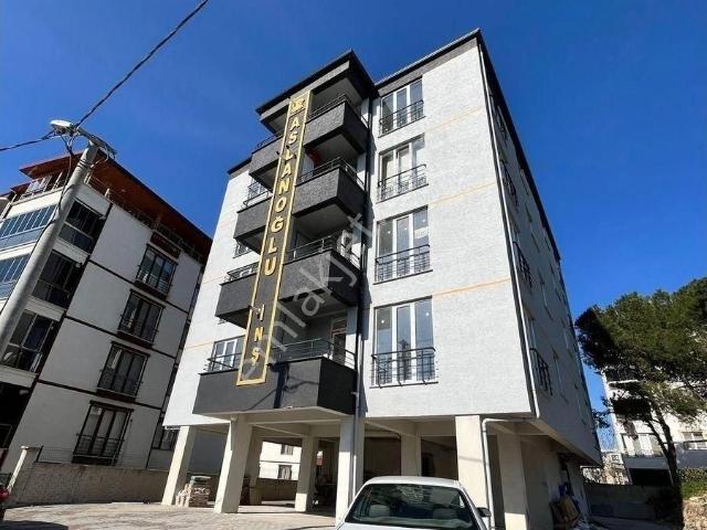 İnceolu'ndan Kiralık 1+1 Sıfır Yüksek Giriş Kat Daire