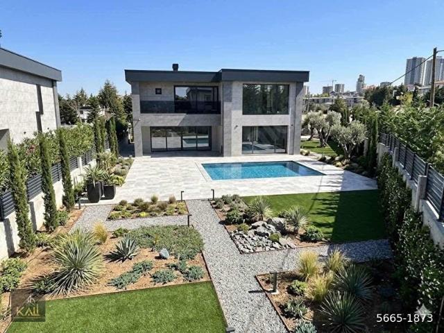 İncekte 845 m2 Arsa üzerine Kurulu Yapılı Villa KALİ A.Ş