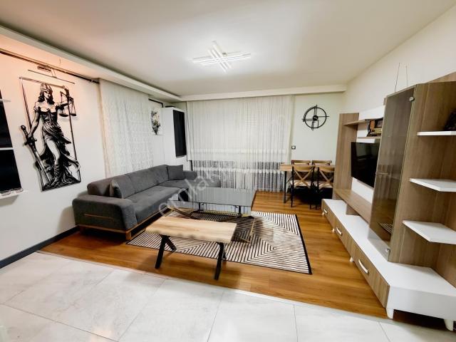 İncek'te Arakat/cam Balkon/bulvara 50m/fatura Dahil 1+1 Kiralık
