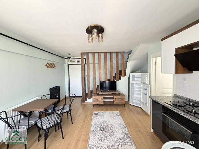İNCEK'TE BULVARA SIFIR LÜX EŞYALI LOFT KİRALIK 2+1