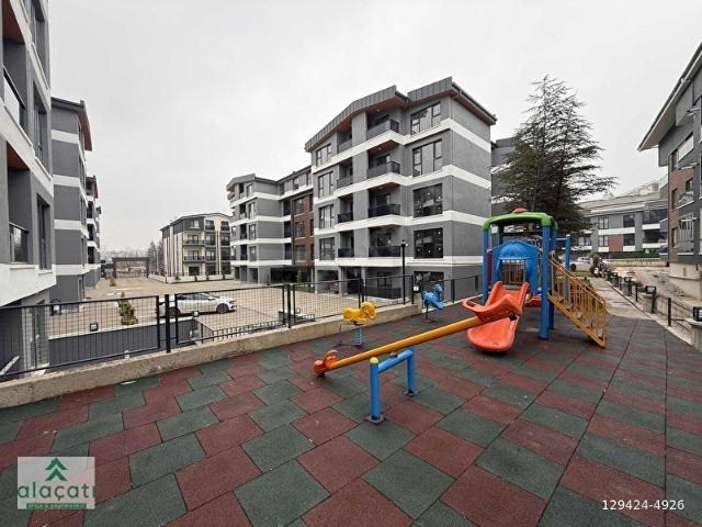 İNCEK'TE GÜVENLİK'Lİ SİTE'DE GÜNEY CEPHE BAĞIMSIZ MUTFAKLI DAİRE