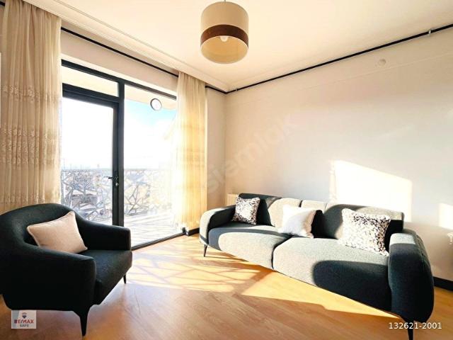 İNCEK'TE İSKANLI SİTE İÇİ EŞYALI LÜKS 1+1 SATILIK DAİRE
