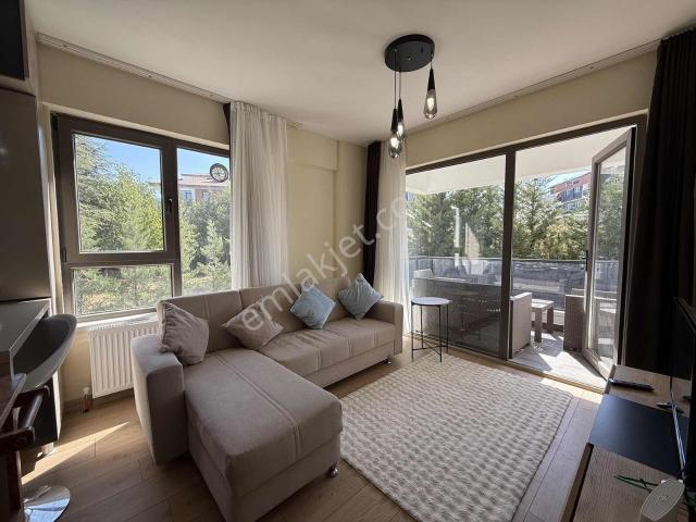 İncek Bulvarda Sitede Şık Dizayn/fiberli/yeni Eşyalı 1+1 Kiralık