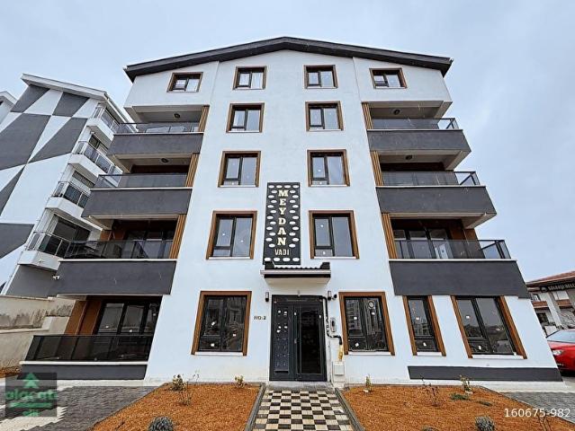İNCEK KIZILCAŞAR'DA KİRALIK 1+1 DAİRE ARAKAT VİSTA AVM YAKINI