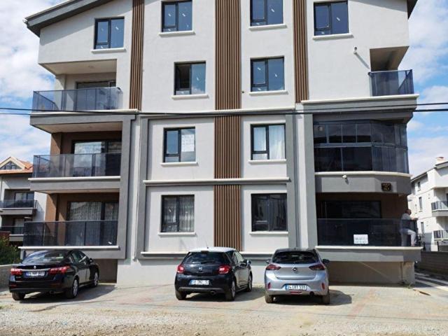İNCEK ÇORUM CADDE ÜSTÜNDE YÜKSEK GİRİŞ YERDEN ISITMALI 1+1 SATILIK DAİRE