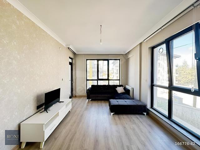 İncek Merkezde Bulvara 50M Eşyalı 1+1 Kiralık Daire ROXİ GYD