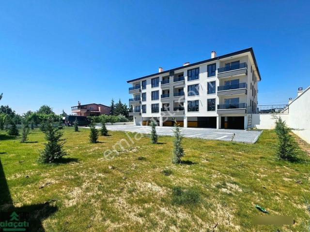 İncek Taşpınar' Da Kat Konumunda,geniş,balkonlu 1+1 Kiralık