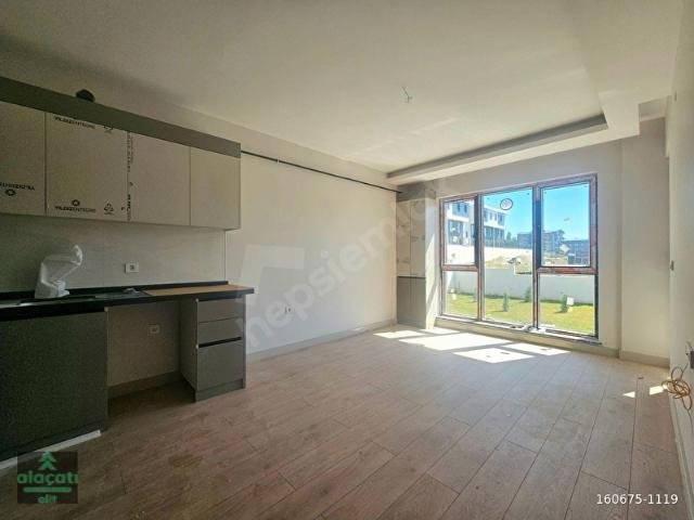 İNCEK TAŞPINAR' DA KAT KONUMU, MANZARA, BALKON 1+1 KİRALIK DAİRE