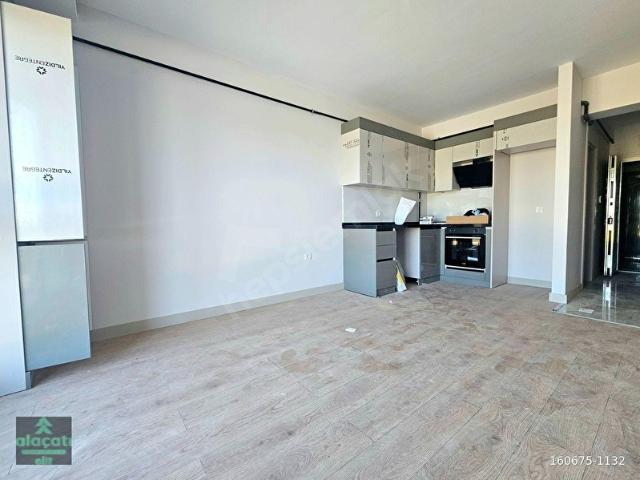 İNCEK TAŞPINAR' DA YÜKSEK GİRİŞ, BALKON 1+1 KİRALIK DAİRE