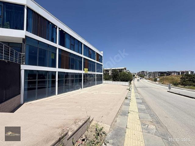 İNCEK TAŞPINAR EMLAKTAN KİRALIK 300 M2 İŞYERİNE UYGUN DÜKKAN