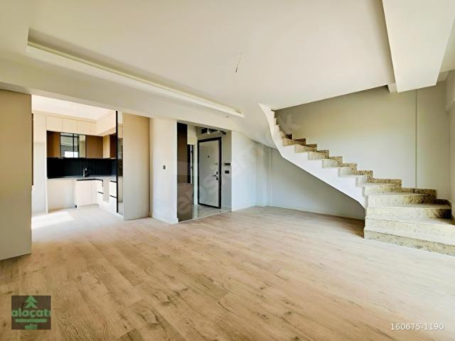 İNCEK TAŞPINAR İKİ BALKON, CADDE ÜSTÜ ÖNÜ AÇIK 2+1 KİRALIK DAİRE