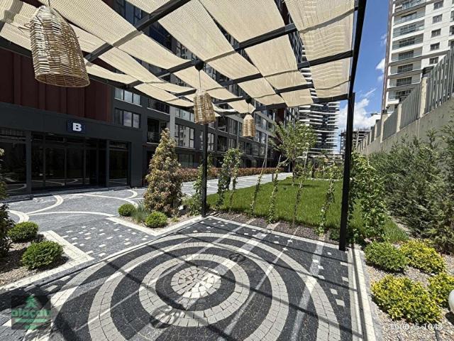 İNCEK TAŞPINAR'DA SATILIK 2+1 DAİRE GÜVENLİKLİ SİTE ARAKAT