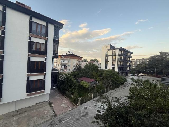 İncesu Ana Yola İkinci Bina Kiralık 1+1