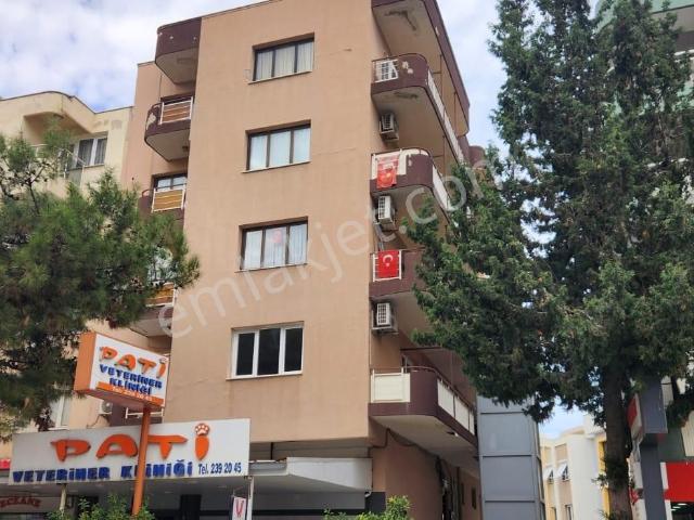 İnci Tıp Karşısı,engelli Asansörlü,177m2,3+1,satılık Daire