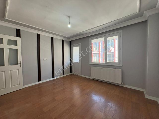 İncirtepe Mahallesinde Kiralık Daire 2+1 Geniş Balkonlu