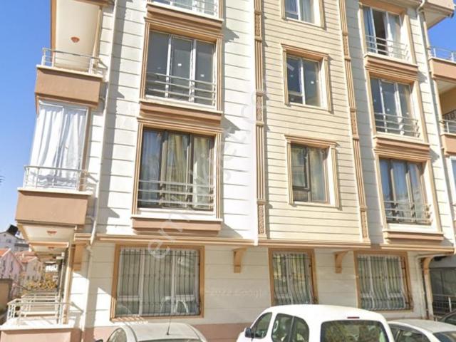 İncirli'de Eşyalı Kiralık 2+1 Daire