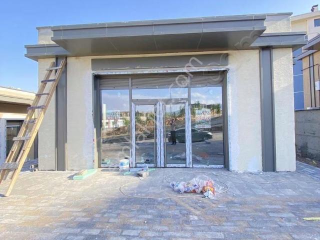 İndere Tokilerinde Kiralık 100 M2 Dükkan